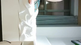 對傲慢的家長會女會長採取反擊！將她舐弄後強迫她服從性行為，最後將她放蕩搞垮！天海翼