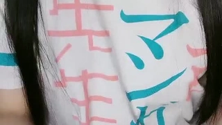 可爱小美眉-肉肉哒~小景甜~ 格子旗袍，周末酒店幽会，鲜红的小穴垂涎诱人，无套进入舒服极了！