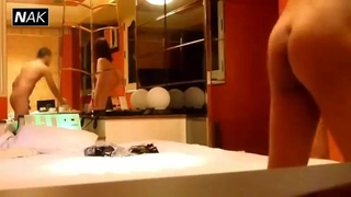 约啪高颜值港风美少女！乖巧甜美吻不释口